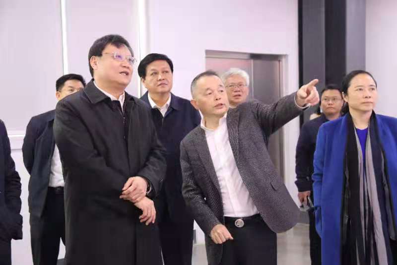 湖南省委常委、省國(guó)資委書記等赴邵陽調(diào)研國(guó)資國(guó)企工作方案考察團(tuán)來我公司調(diào)研
